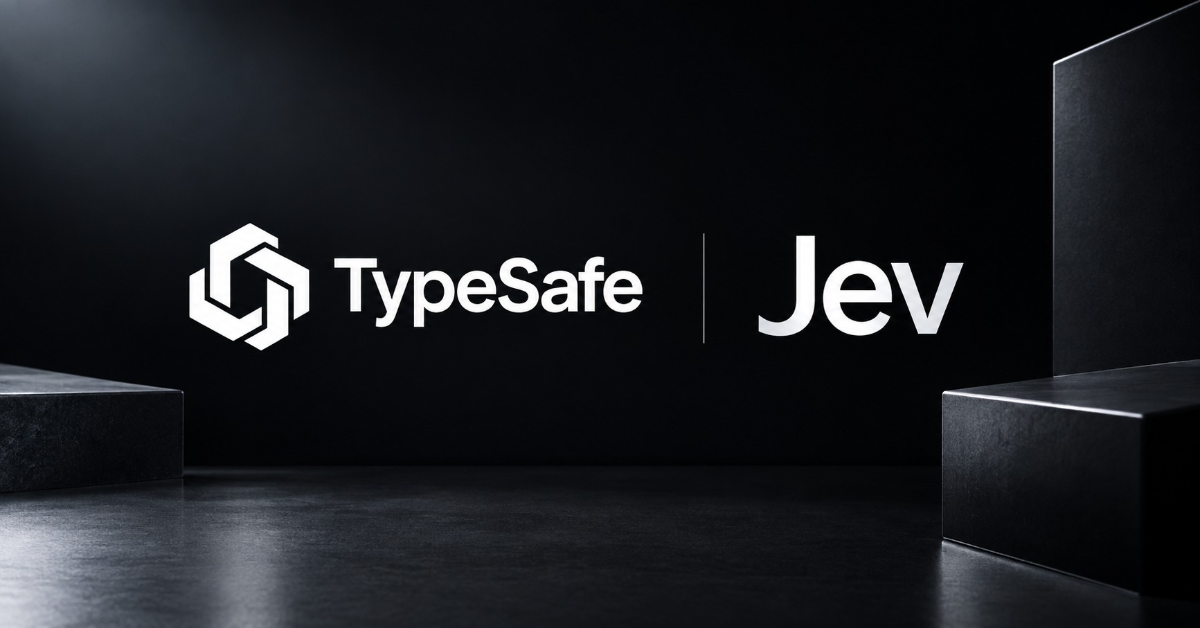 黒背景にTypeSafeとJevのロゴを並べたイメージ画像
